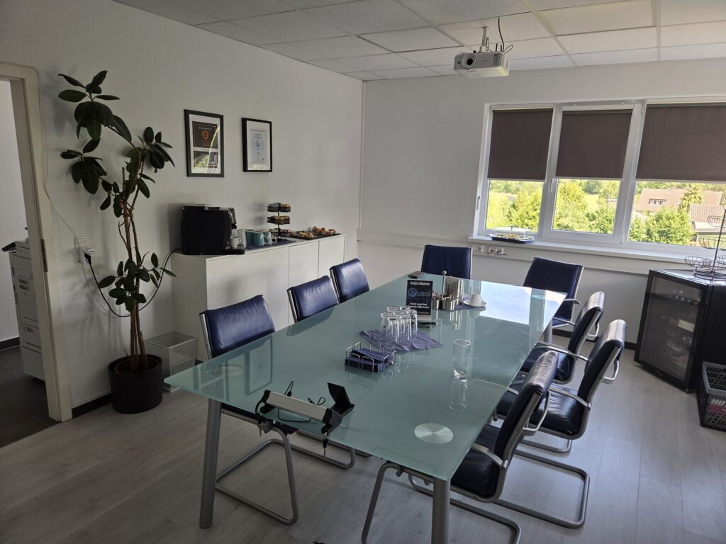Besprechungsraum mit Pflanzen